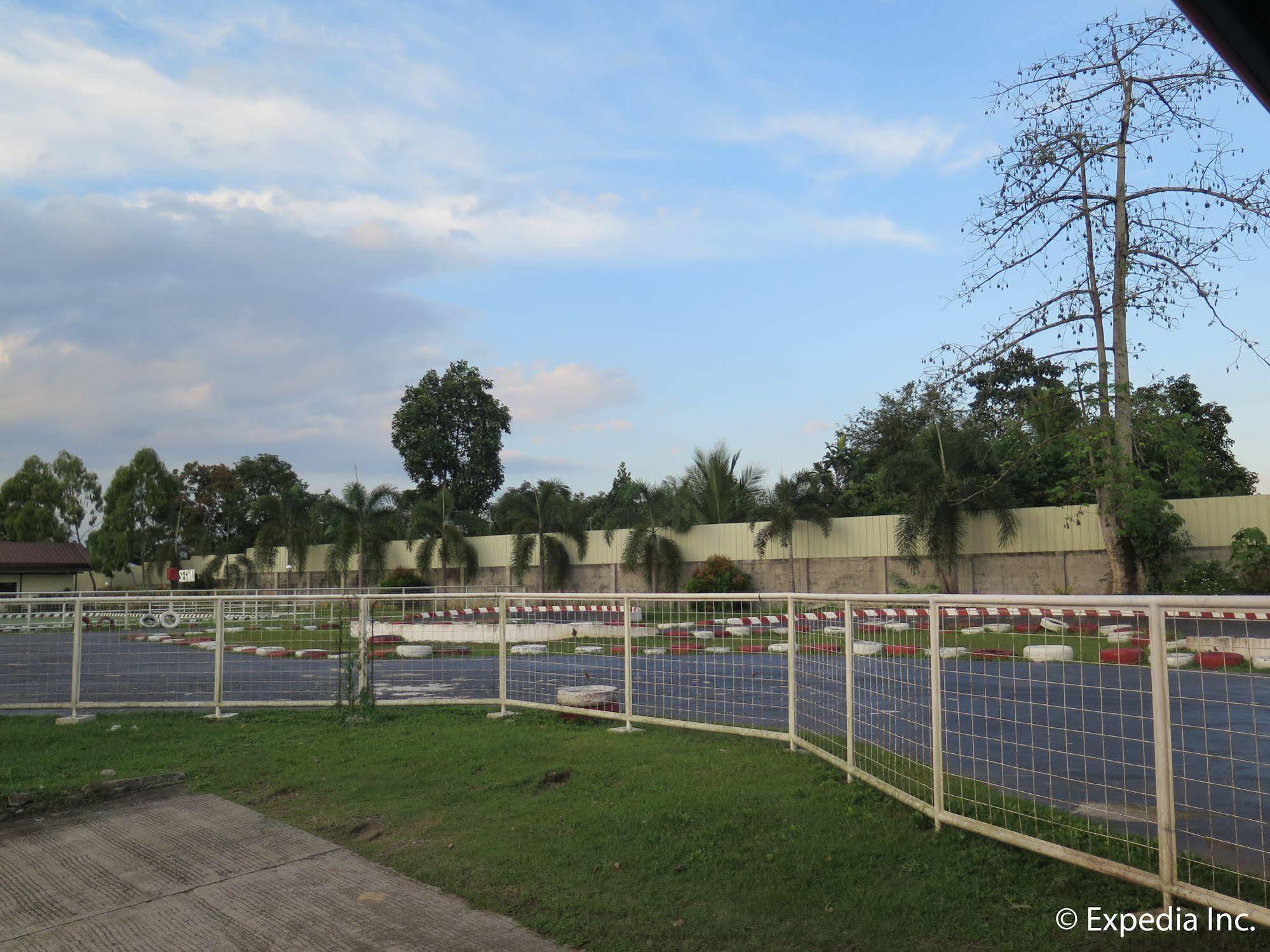 D'Leonor Inland Resort & Adventure Park Davao City Esterno foto